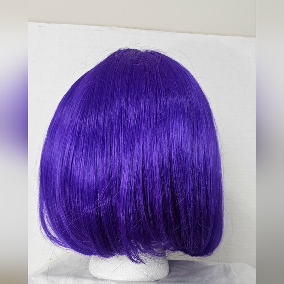 Purple bob wig cosplay Halloween party - Picture 3 of 4